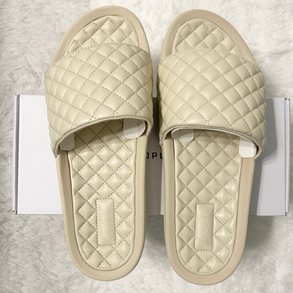 APL Lusso Slide - Parchment